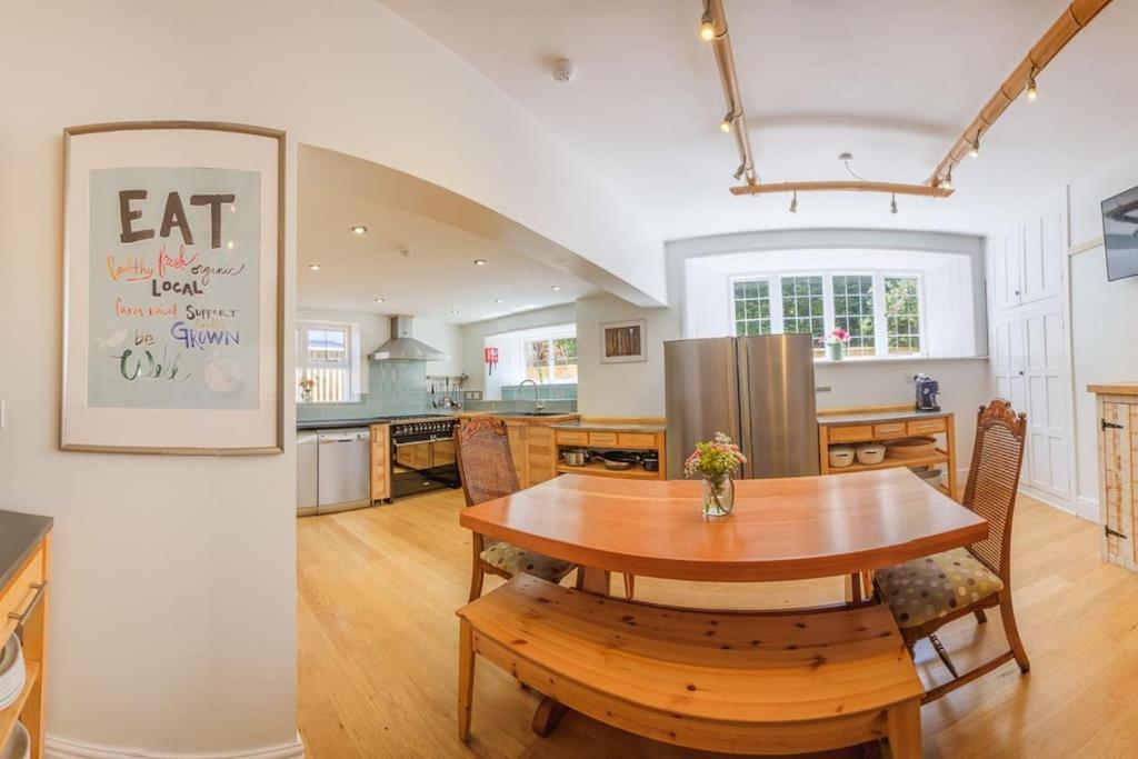 The Beach House-Devon- On The Beach- Sleeps 20 Villa Exmouth Exterior photo